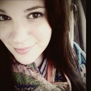 Meet your Posher, Maegan